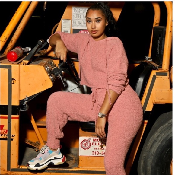 Cozy 2 Piece Teddy Set in Plum - Picture 5 of 7